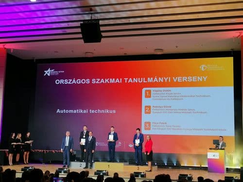 Rokolya Dávid, Automatikai technikus - 2. hely, Szegedi SZC Déri Miksa Műszaki Technikum